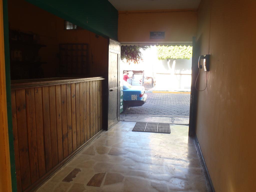 Hotel Casa De Huespedes Hidalgo Tehuacán Eksteriør bilde